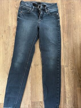 Silver Jeans Women's  Dark Blue Skinny Jeans